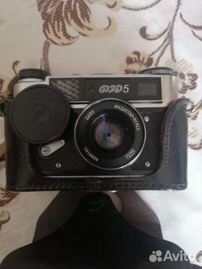 Пленочный фотоаппарат фэд-5