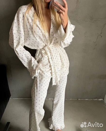 Пижама женская тройка с штанами S, M