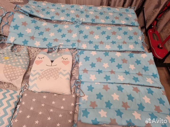 2 комплекта бортиков в кроватку