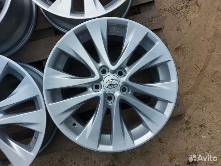 Toyota Vellfire Alphard Ориг R18 5x114.3 ET45 7.5J