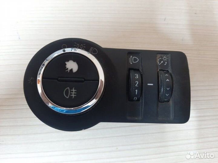 Блок управления светом Chevrolet Cruze Z18XER 2013