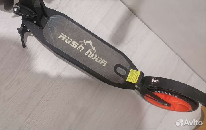 Самокат до 120кг Rush hour