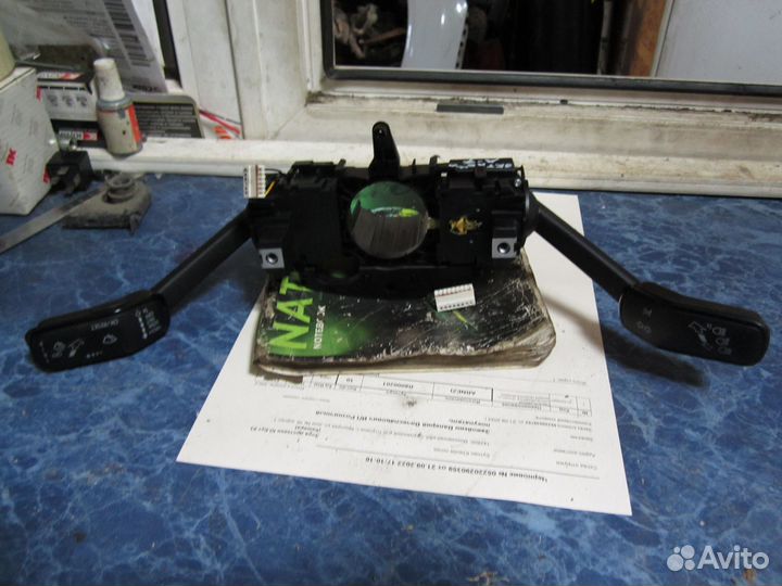 Подрулевой переключатель Skoda Octavia A7 CWV 2019