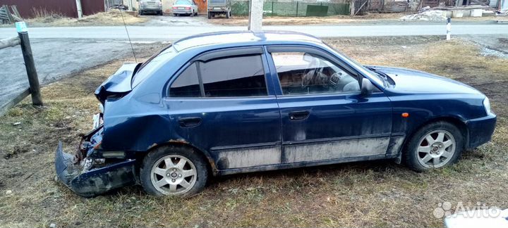 Hyundai Accent 1.6 МТ, 2007, битый, 180 000 км