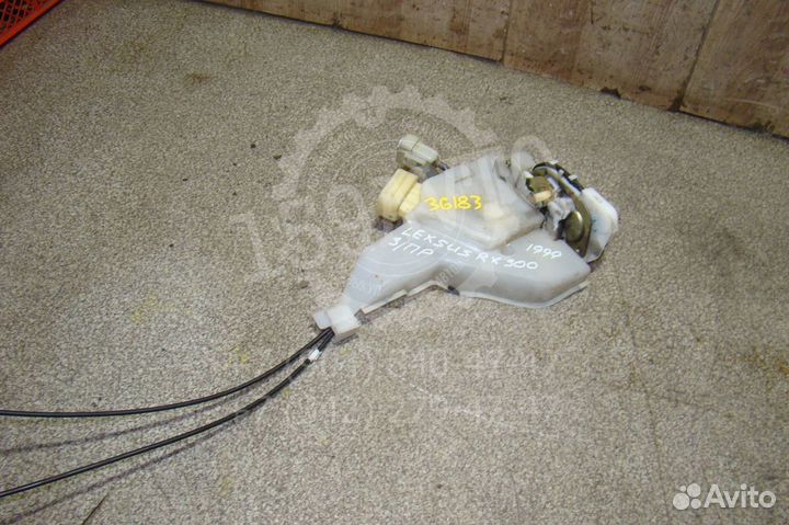 Замок двери задней правой Lexus RX 300 (XU10)