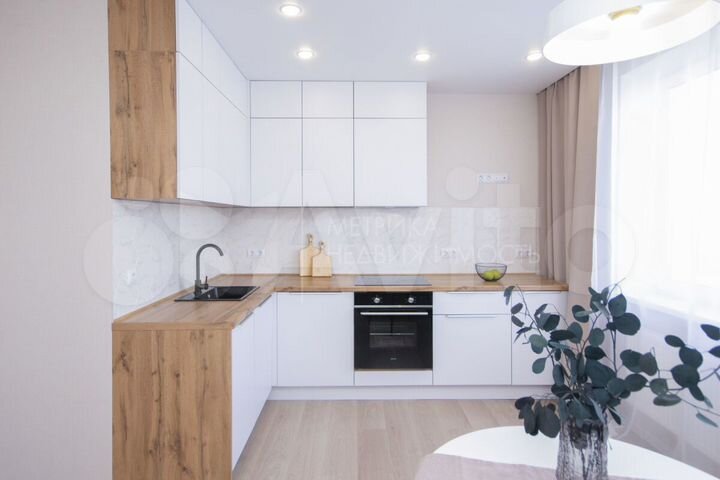 2-к. квартира, 52 м², 9/16 эт.