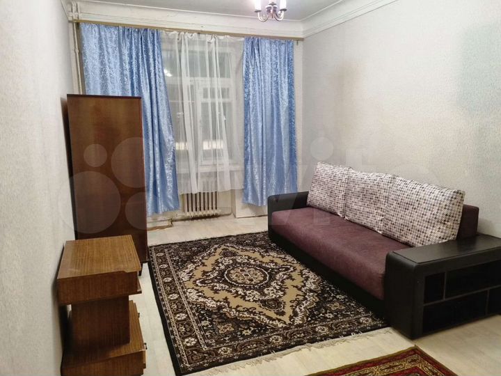 Комната 18 м² в 3-к., 1/2 эт.