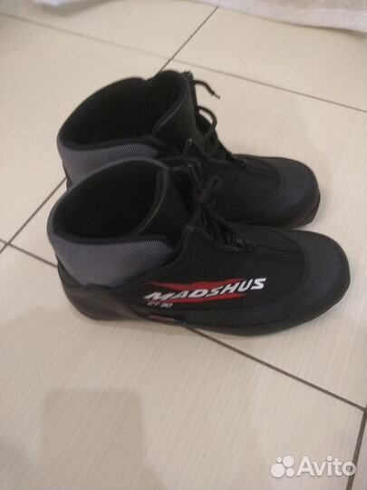 Лыжные ботинки детские