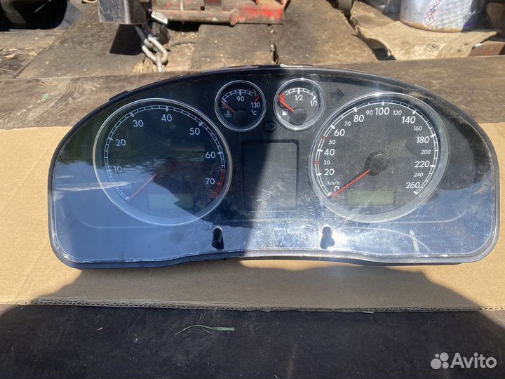 Панель приборов Volkswagen Passat B5+