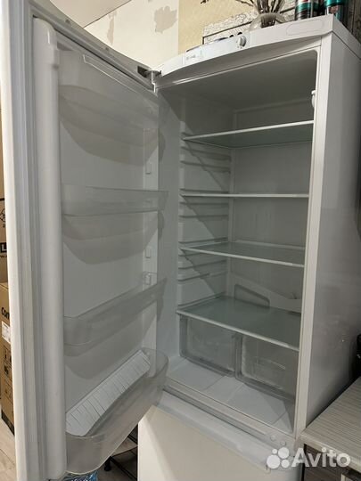 Холодильник indesit бу