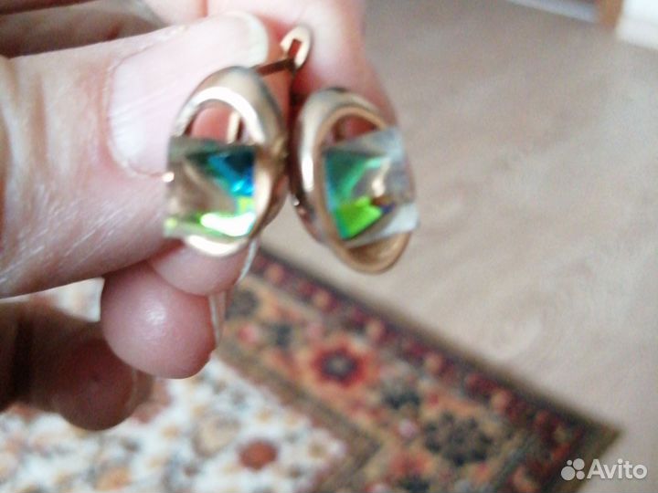 Серьги svarovskl