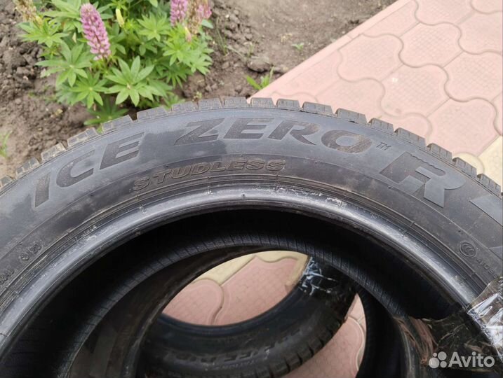 Pirelli Ice Zero FR 235/55 R18 104T