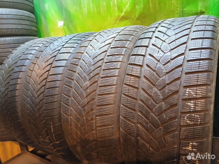 Goodyear UltraGrip Performance 275/45 R21