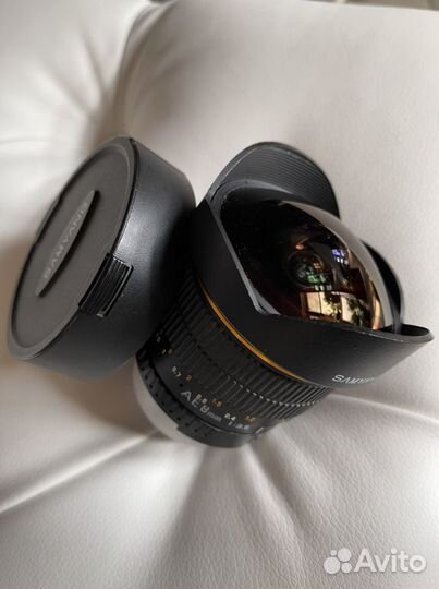 Объектив samyang Fish-Eye CS 8 mm f/3.5 б/у
