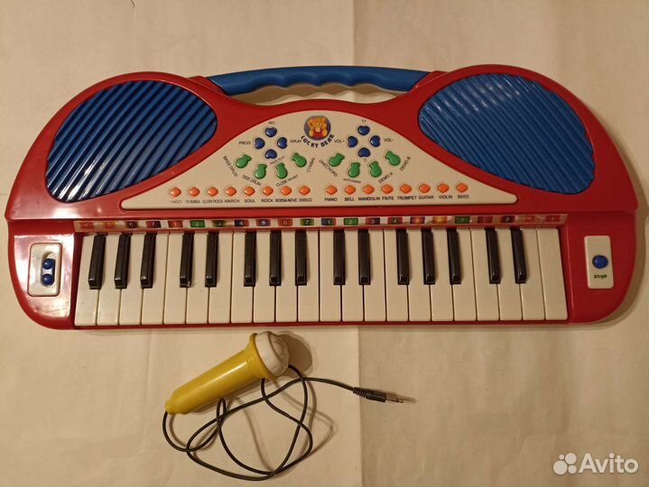 Детский синтезатор с микрофоном