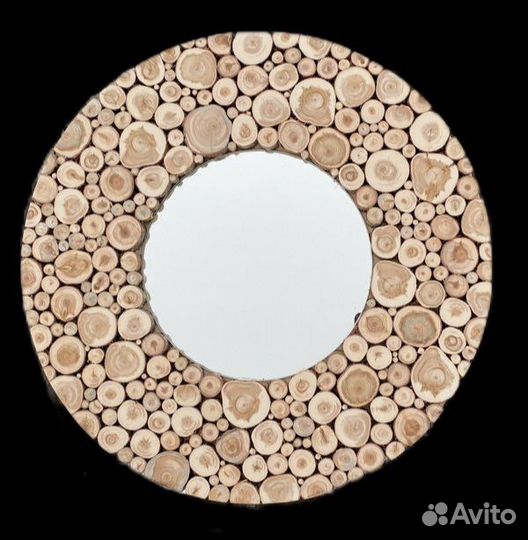 Зеркало из можжевельника круглое
