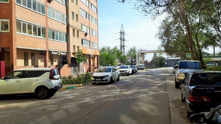 Помещение свободного назначения 298 м²