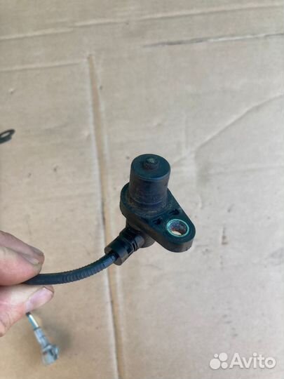 Датчик ABS передний правый Toyota Prius 2003-2009г