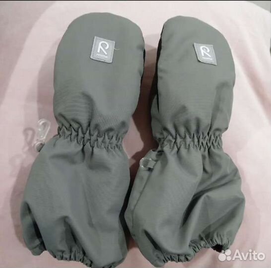 Варежки Reima непромокаемые на 5-7 лет