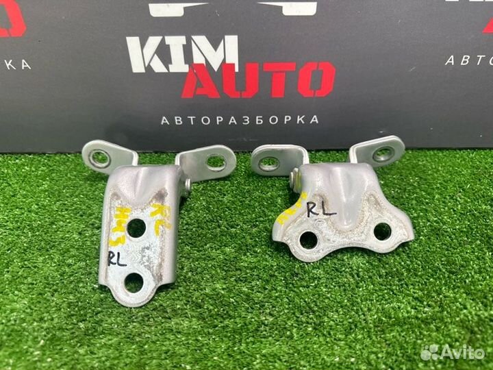 Петли двери задние левые Kia Rio QB 1.6 G4FC 2017