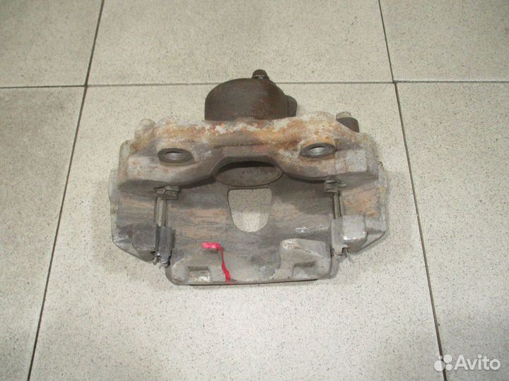 Суппорт передний правый VW Polo Sedan