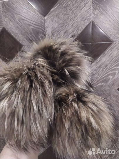 Помпон рыжий енот