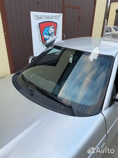 Лобовое стекло ваз 2110