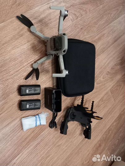 Квадрокоптер dji mavic mini se Combo
