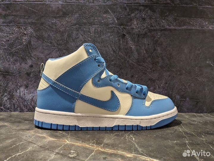 Зимние кроссовки Nike dunk