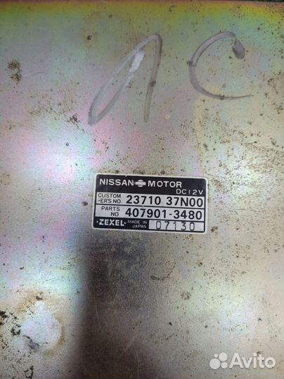 Блок управления двс Nissan Caravan E24