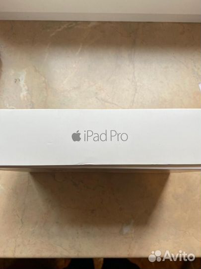 iPad pro 9.7 cellular 128gb 2016