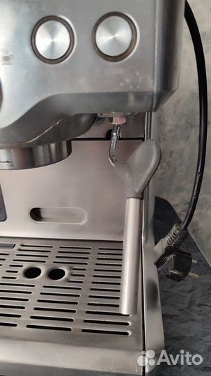 Кофемашина Bork C800