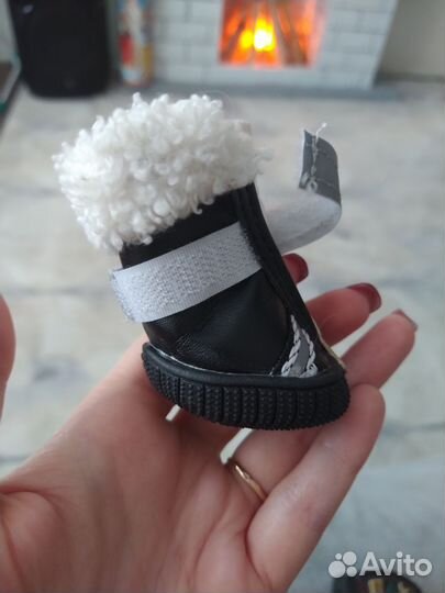 Ботиночки на маленькую собачку