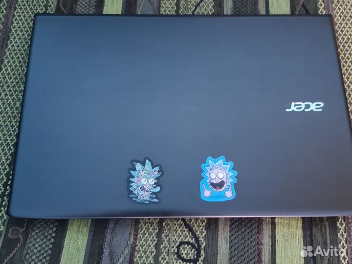 Игровой Acer E15 575g