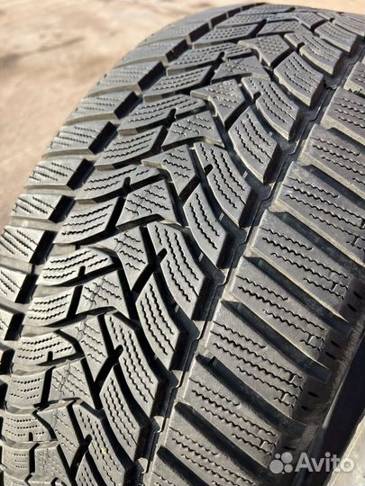 Dunlop Winter Sport 5 235/40 R18