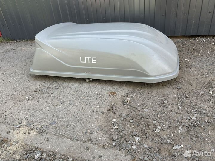 Продам бокс на крышу автомобиля