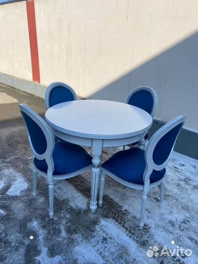 Столы и стулья новые