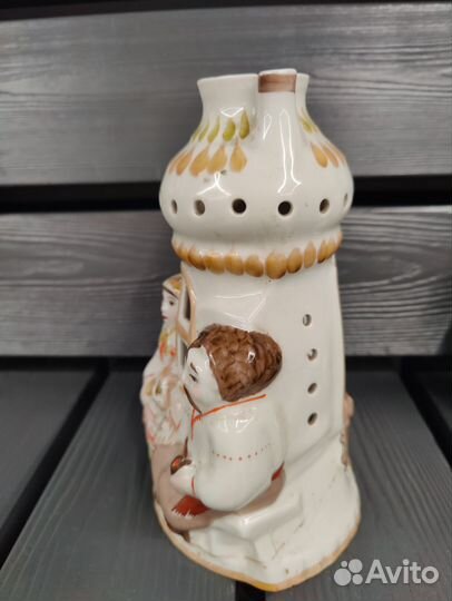 Статуэтка фарфор. Светильник. СССР