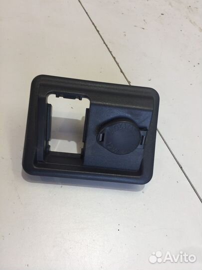 Прикуриватель (Lexus GS)