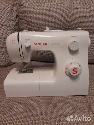 Швейная машинка singer