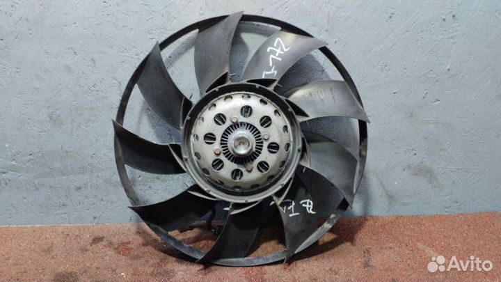 Вентилятор двигателя Land Rover Discovery 3 AJ 4.4