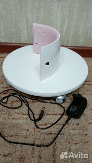 Лампа для ногтей