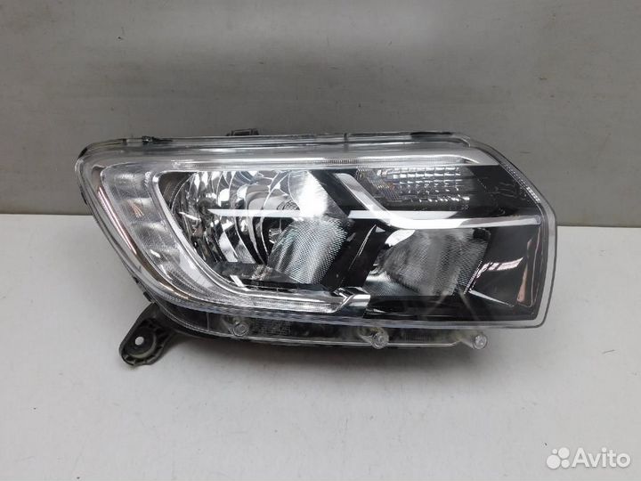 Фара правая Renault Logan/Logan Stepway