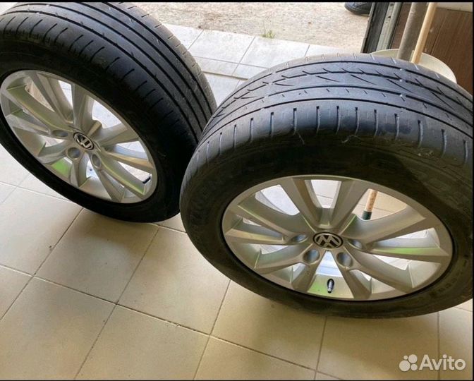 Продам диски и шины на Volkswagen Touareg