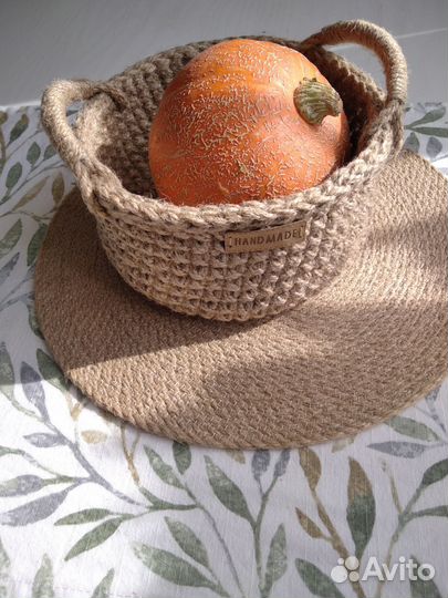 Джутовая корзина