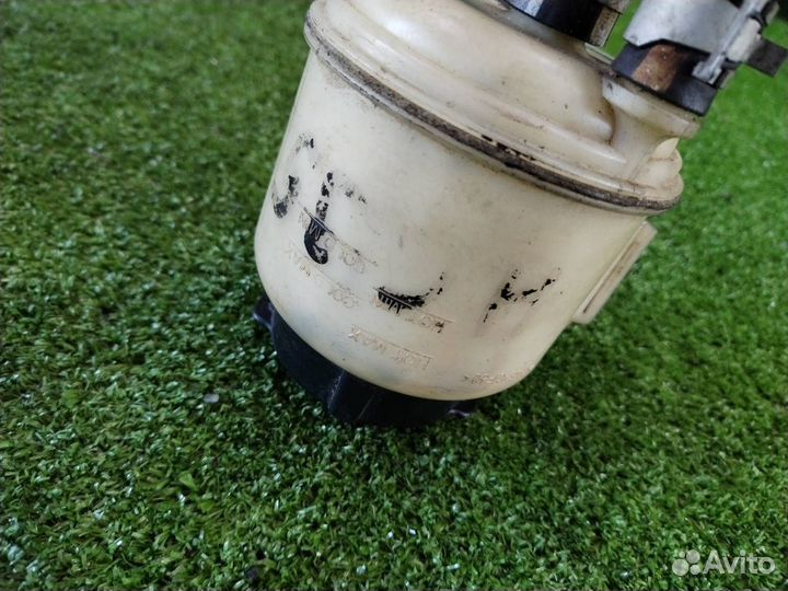 Бачок гур Nissan Laurel HC35