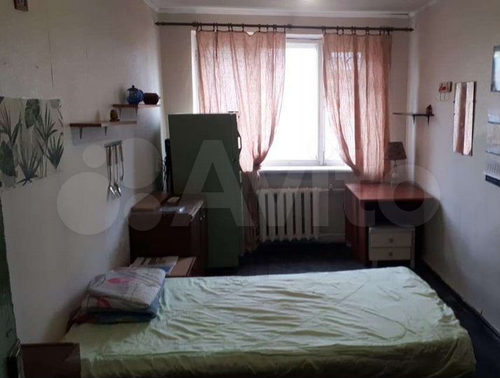 Комната 15 м² в 5-к., 2/2 эт.