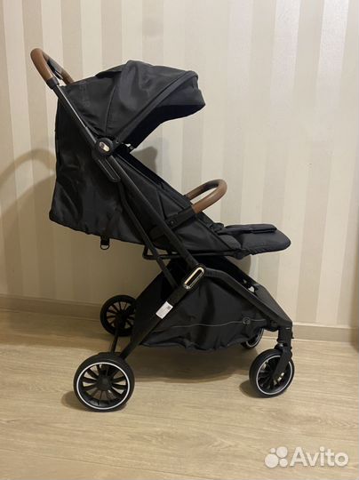 Новая прогулочная коляска