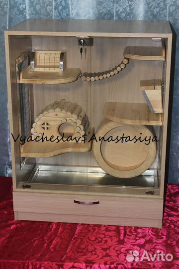 Витрины, клетки на заказ для ваших животных