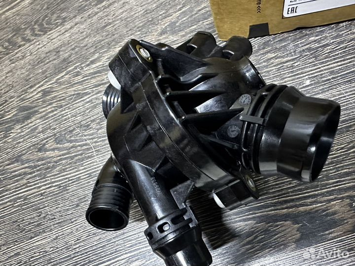 BMW термостат Т52 11537601158 BMW